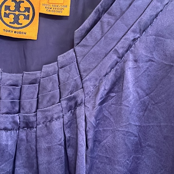 Sleeveless Tory Burch top - Picture 3 of 6